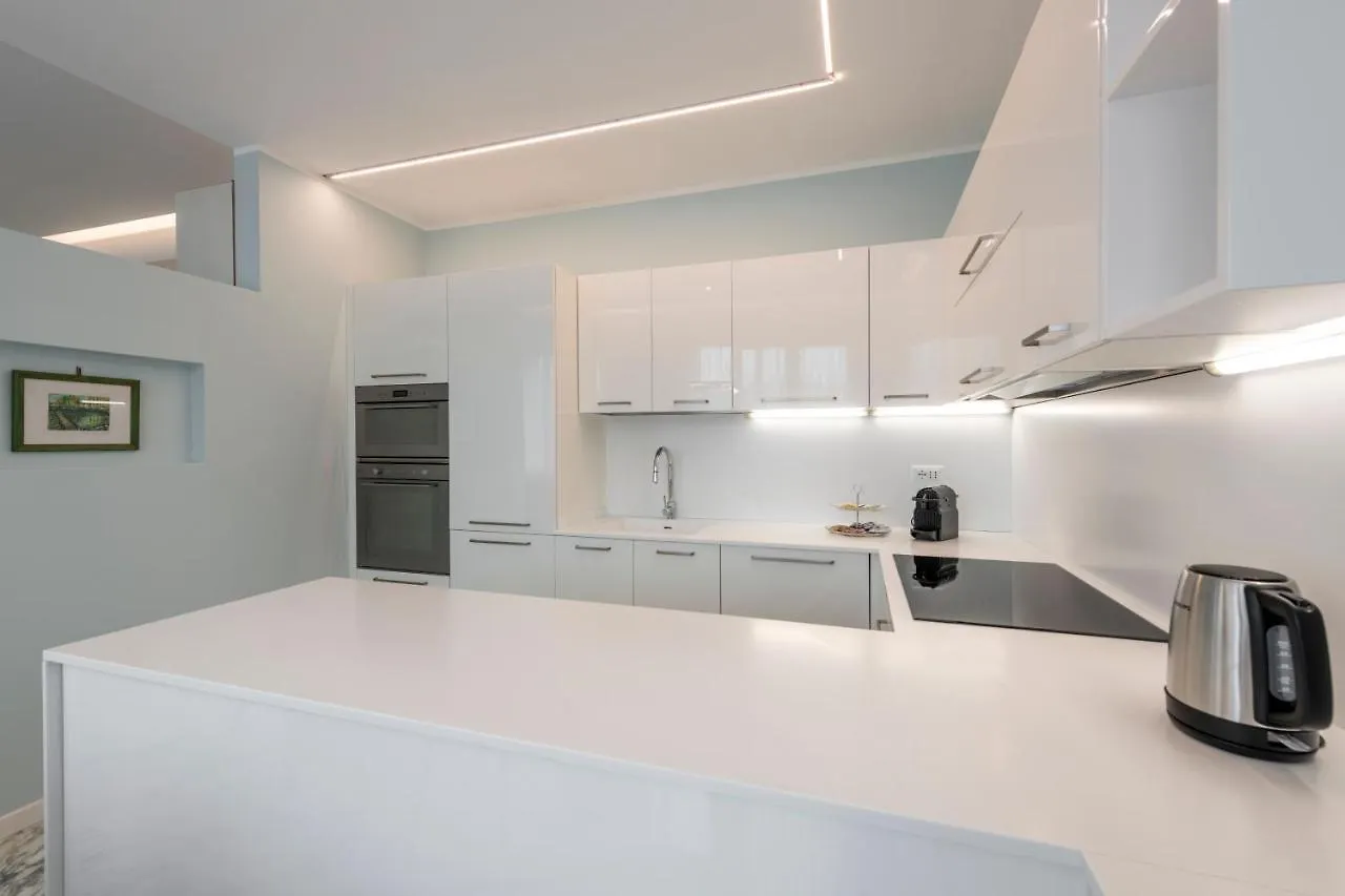 Milan Royal Suites Luxury Brera 0*,  Italy